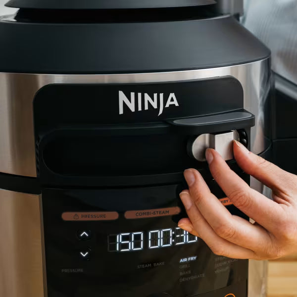 Multicuiseur SmartLid 11-en-1 Ninja Foodi OL550EU